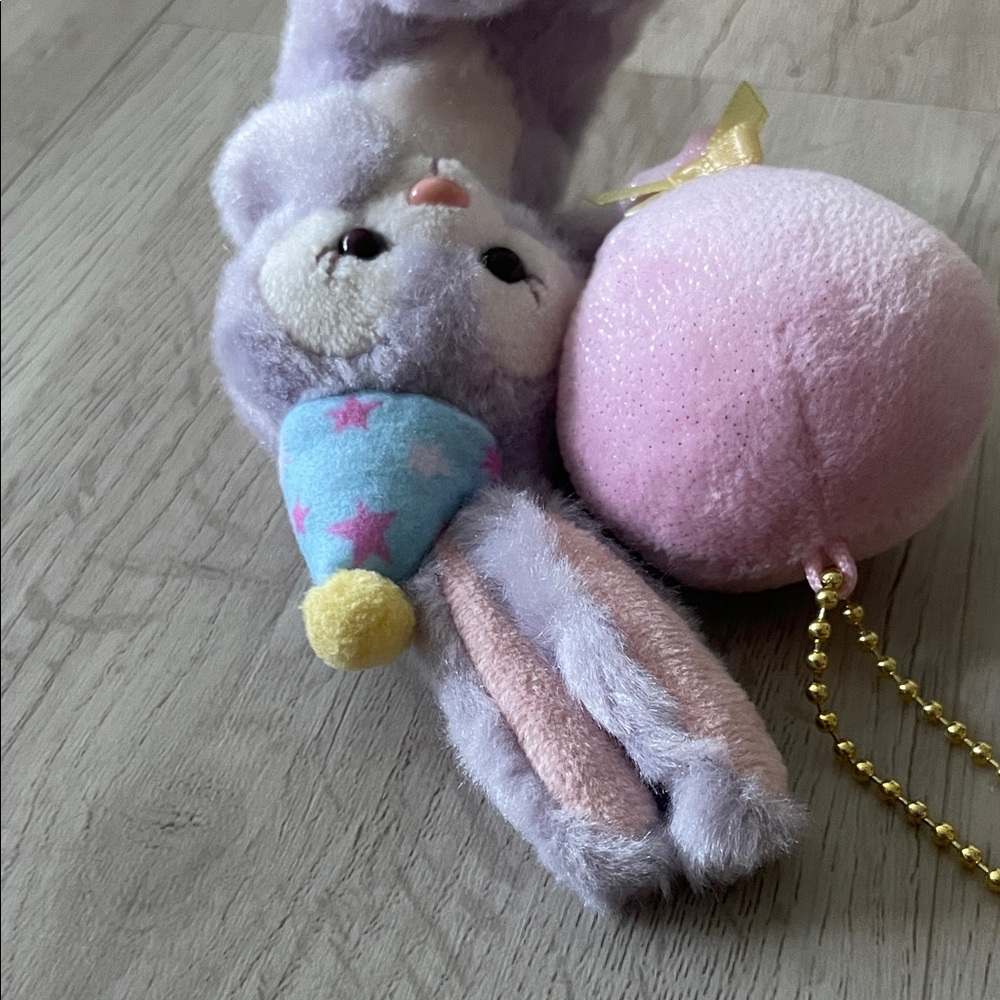 Stella Lou Tokyo Disney Sea Keychain with Pink Balloon - Picture 5 of 5